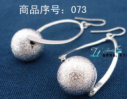 精致點(diǎn)綴 無耳洞耳夾、耳釘與美妝美發(fā)輔助工具全指南